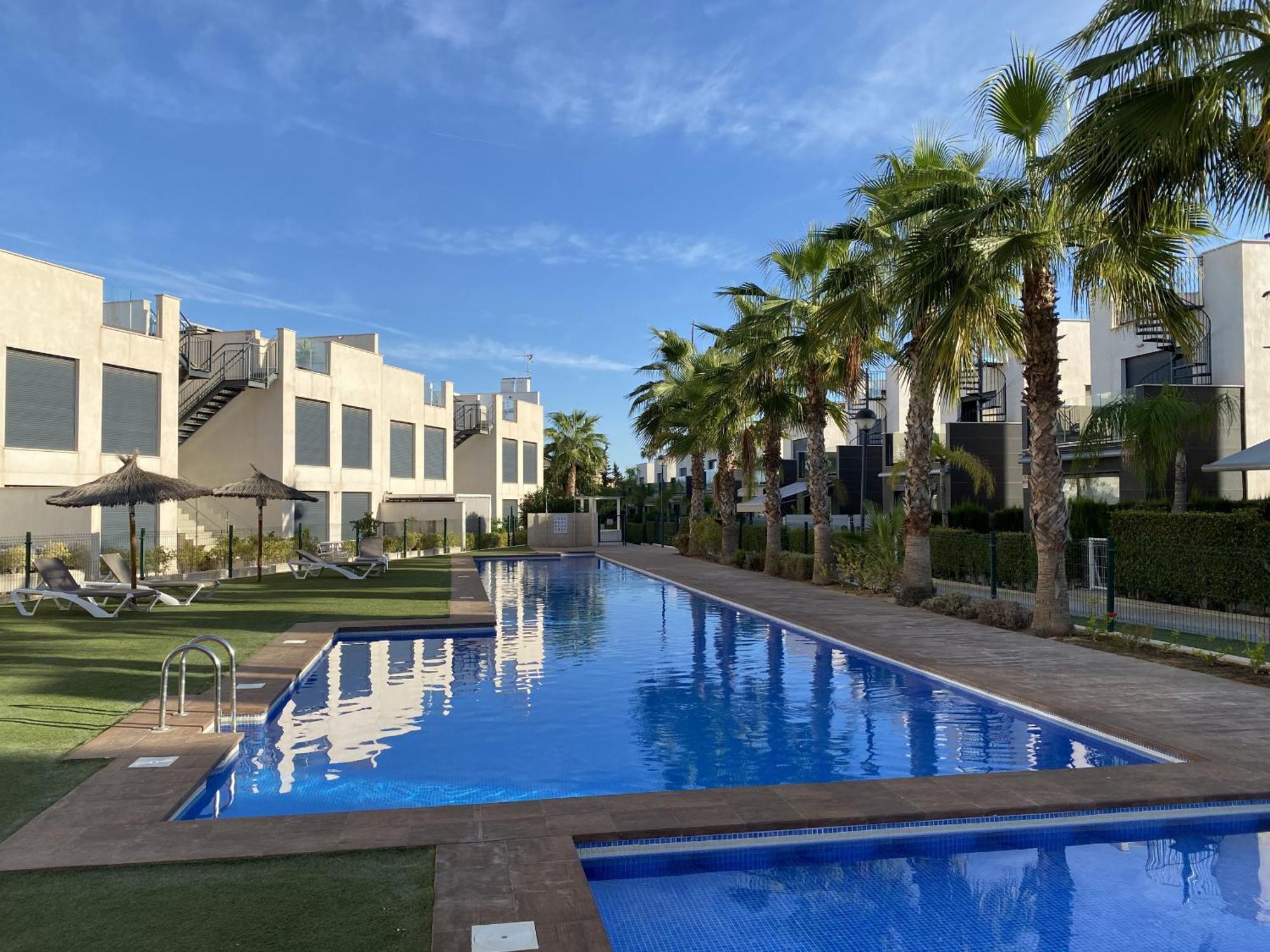 Villa Tindra Торрев'єха Екстер'єр фото